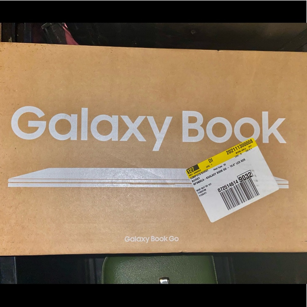 New in Sealed Box Samsung Galaxy Book Go